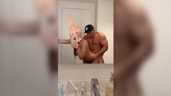 Naughty Couple Doggystyle Fuck in Bathroom mirror