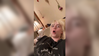 Billie Eilish Huge Boob Bouncing Slap On Live Stream Leak