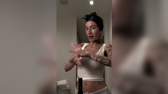 Bhad Bhabie Doing Makeup In Seethrough Skinny Porn Video Leaked