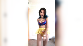 Sofia Gomez Snow White Lingerie Teasing Booty Dance Leaked Video