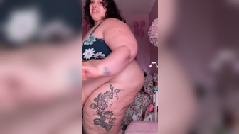 Thicladybug Body Tour Bww Nude Boobs Teasing Onlyfans Leak Video