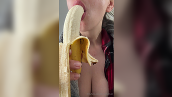 Christina Khalil Deepthroat And Sucking Her Breakfast Leak Video