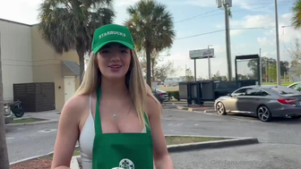 Autumren Starbucks Employee Getting First Time Hardfucked By Custome Leak Onlyfans Porn